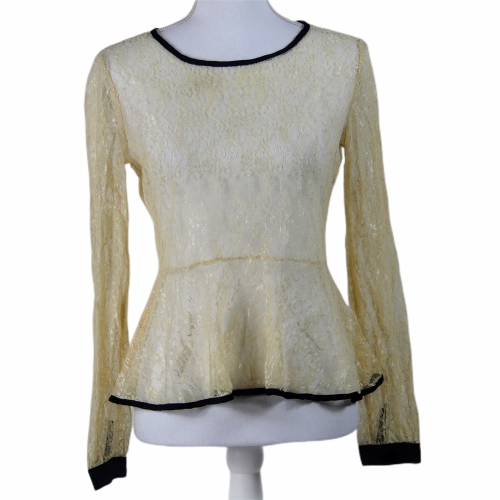 Forever 21 Contemporary Cream Lace Top